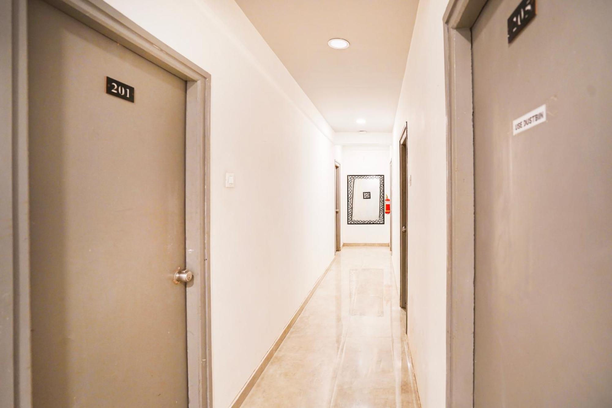 Super Hotel O Hingna Road Wanadongri Rāipur Eksteriør billede